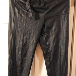 Girl's Girl Brand Polyurethane Pants, Black Size 14/16